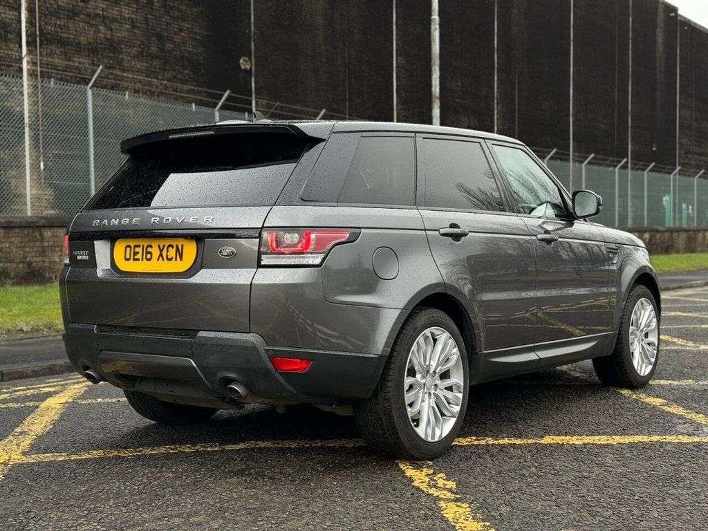 A 2016 LAND ROVER RANGE ROVER SPORT SDV6 HSE DYNAMIC A 2016 LAND ROVER RANGE ROVER SPORT SDV6 HSE DYNAMIC