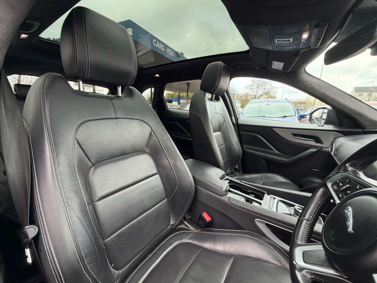 2019 JAGUAR F-PACE 2019 JAGUAR F-PACE