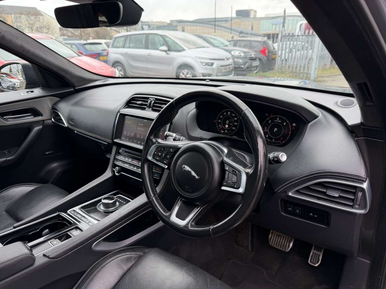 2019 JAGUAR F-PACE 2019 JAGUAR F-PACE