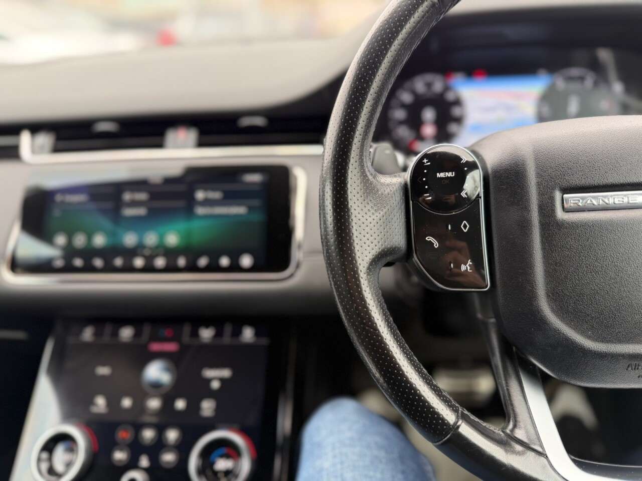 2019 LAND ROVER RANGE ROVER EVOQUE 2019 LAND ROVER RANGE ROVER EVOQUE