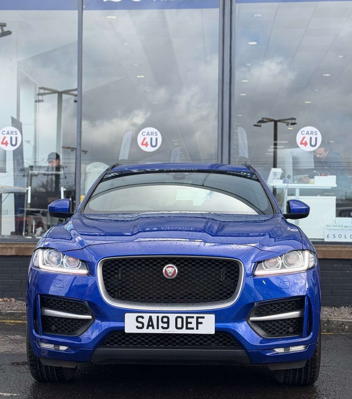 A 2019 JAGUAR F-PACE 2.0 D180 R-Sport SUV 5dr Diesel Auto AWD Euro 6 (s/s) (180 ps) A 2019 JAGUAR F-PACE 2.0 D180 R-Sport SUV 5dr Diesel Auto AWD Euro 6 (s/s) (180 ps)