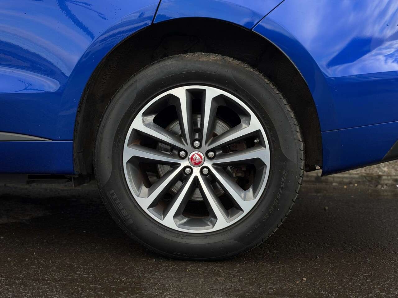 2019 JAGUAR F-PACE 2019 JAGUAR F-PACE
