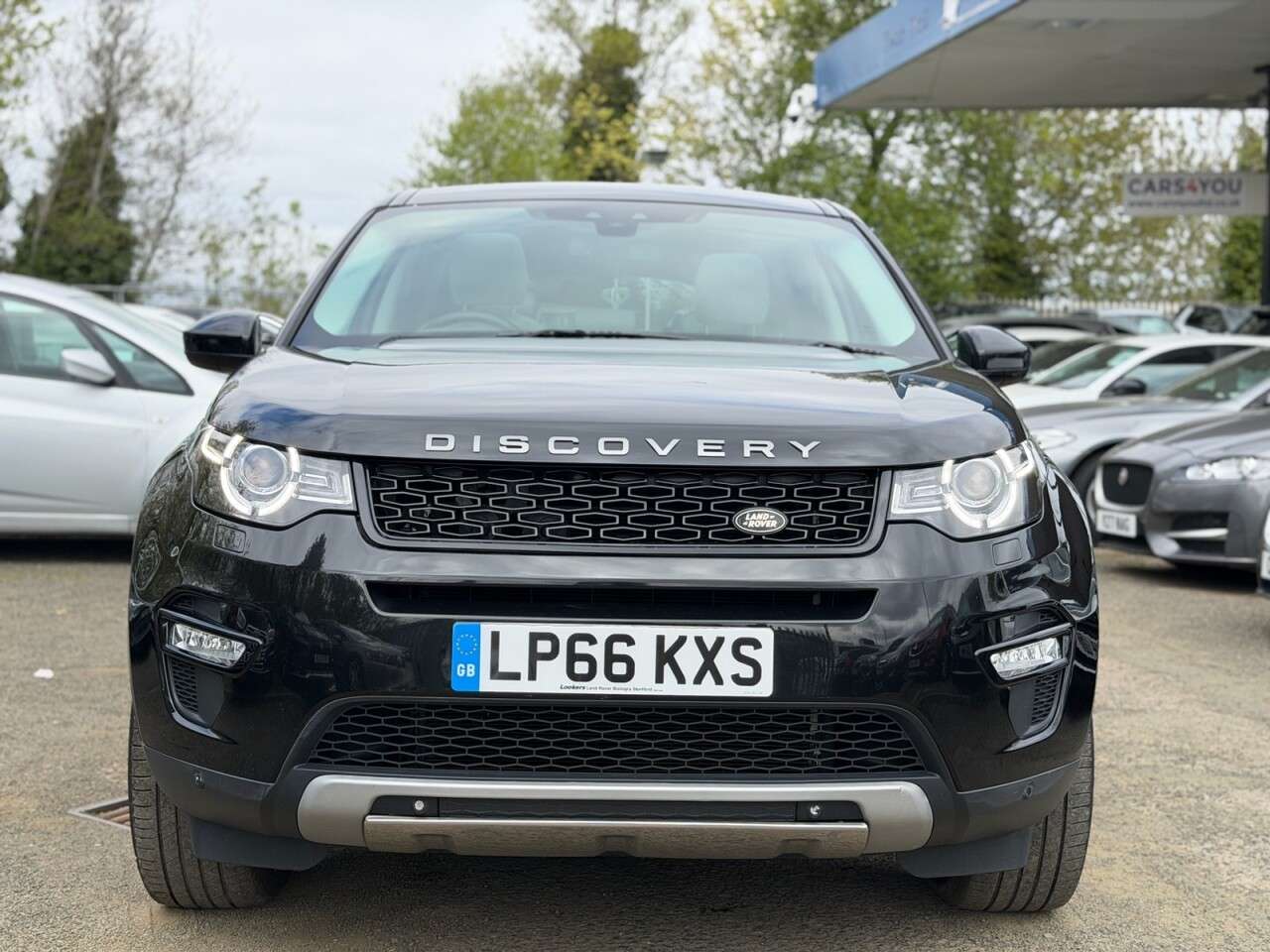 A 2016 LAND ROVER DISCOVERY SPORT 2.0 TD4 HSE SUV 5dr Diesel Auto 4WD Euro 6 (s/s) (180 ps) A 2016 LAND ROVER DISCOVERY SPORT 2.0 TD4 HSE SUV 5dr Diesel Auto 4WD Euro 6 (s/s) (180 ps)