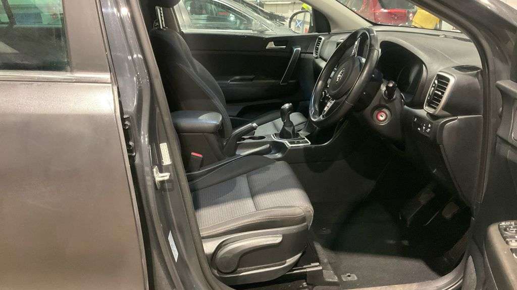 2021 KIA SPORTAGE 2021 KIA SPORTAGE