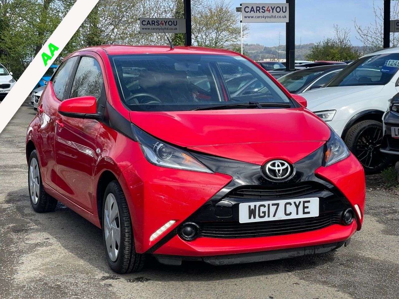 A 2017 TOYOTA AYGO 1.0 VVT-i x-play Hatchback 5dr Petrol x-shift Euro 6 (68 ps) A 2017 TOYOTA AYGO 1.0 VVT-i x-play Hatchback 5dr Petrol x-shift Euro 6 (68 ps)