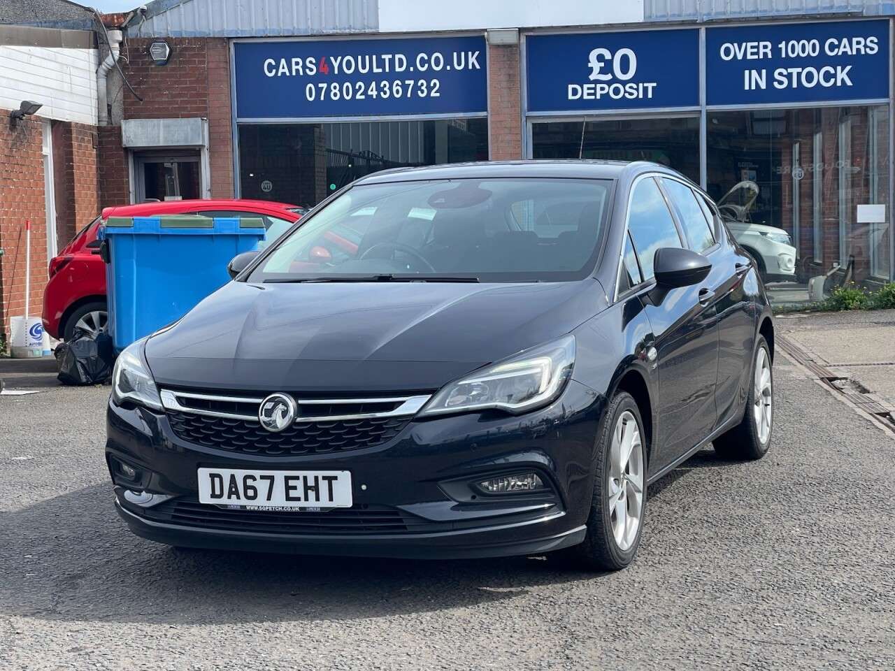A 2017 VAUXHALL ASTRA 1.4i Turbo SRi Hatchback 5dr Petrol Auto Euro 6 (s/s) (150 ps) A 2017 VAUXHALL ASTRA 1.4i Turbo SRi Hatchback 5dr Petrol Auto Euro 6 (s/s) (150 ps)
