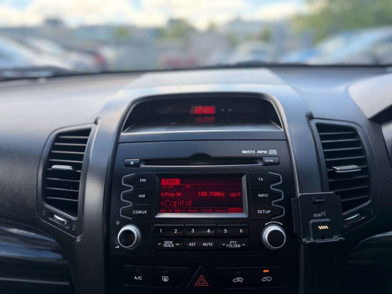 2011 KIA SORENTO 2011 KIA SORENTO