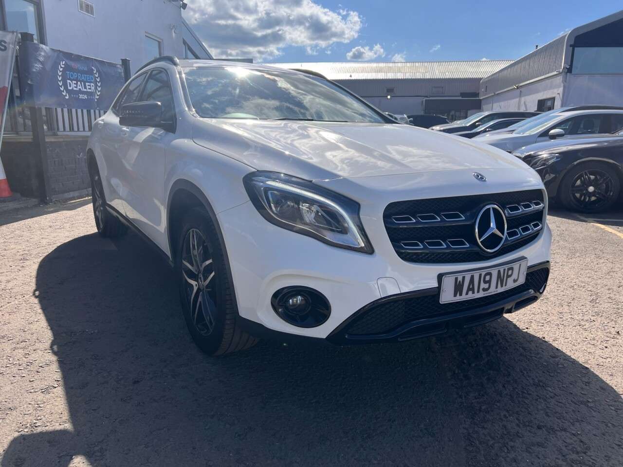 A 2019 MERCEDES-BENZ 180 1.6 GLA180 Urban Edition SUV 5dr Petrol Manual Euro 6 (s/s) (122 ps) A 2019 MERCEDES-BENZ 180 1.6 GLA180 Urban Edition SUV 5dr Petrol Manual Euro 6 (s/s) (122 ps)
