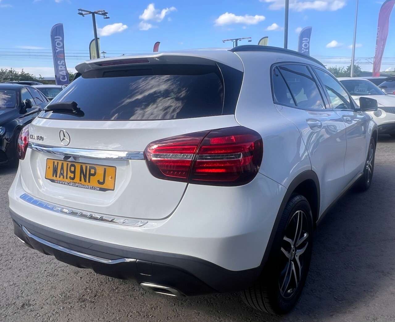 2019 MERCEDES-BENZ 180 2019 MERCEDES-BENZ 180