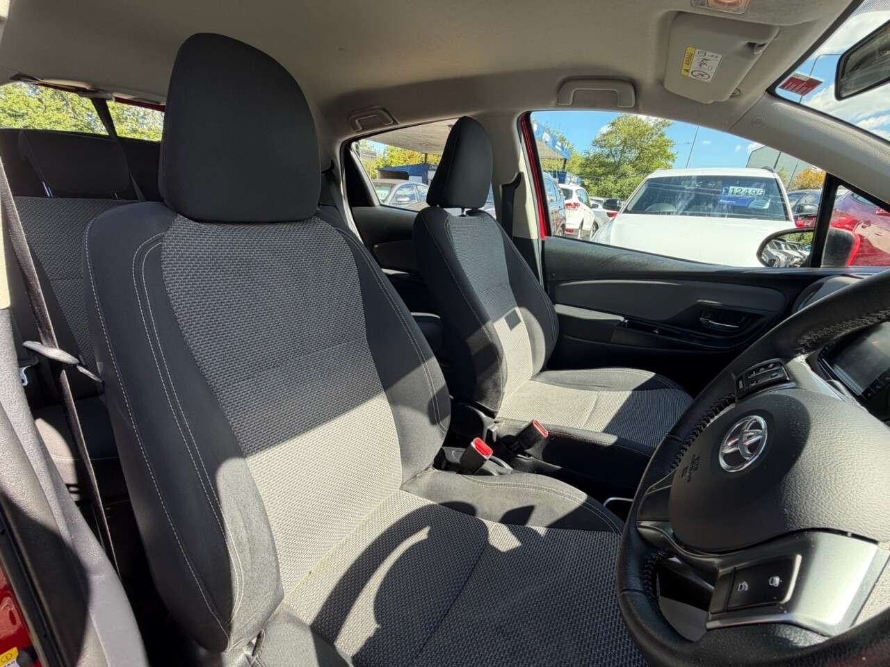 2015 TOYOTA YARIS 2015 TOYOTA YARIS
