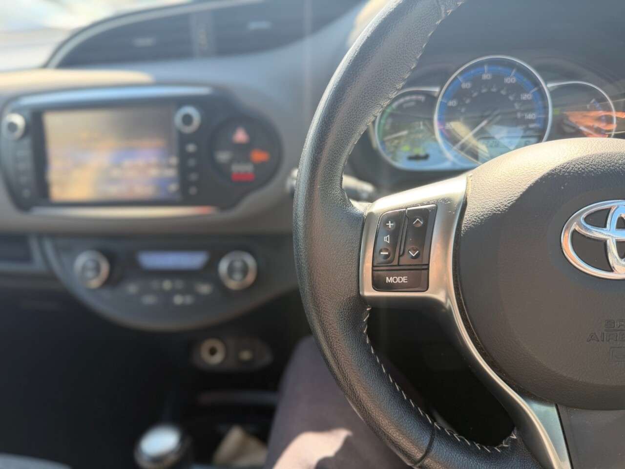 2015 TOYOTA YARIS 2015 TOYOTA YARIS