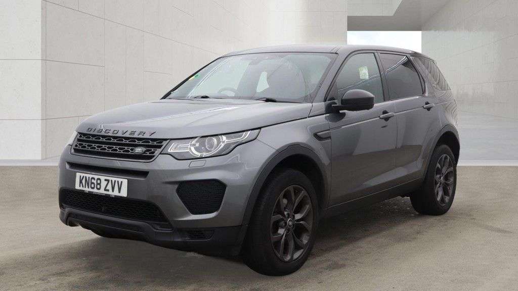 A 2018 LAND ROVER DISCOVERY SPORT 2.0 TD4 Landmark SUV 5dr Diesel Auto 4WD Euro 6 (s/s) (180 ps) A 2018 LAND ROVER DISCOVERY SPORT 2.0 TD4 Landmark SUV 5dr Diesel Auto 4WD Euro 6 (s/s) (180 ps)