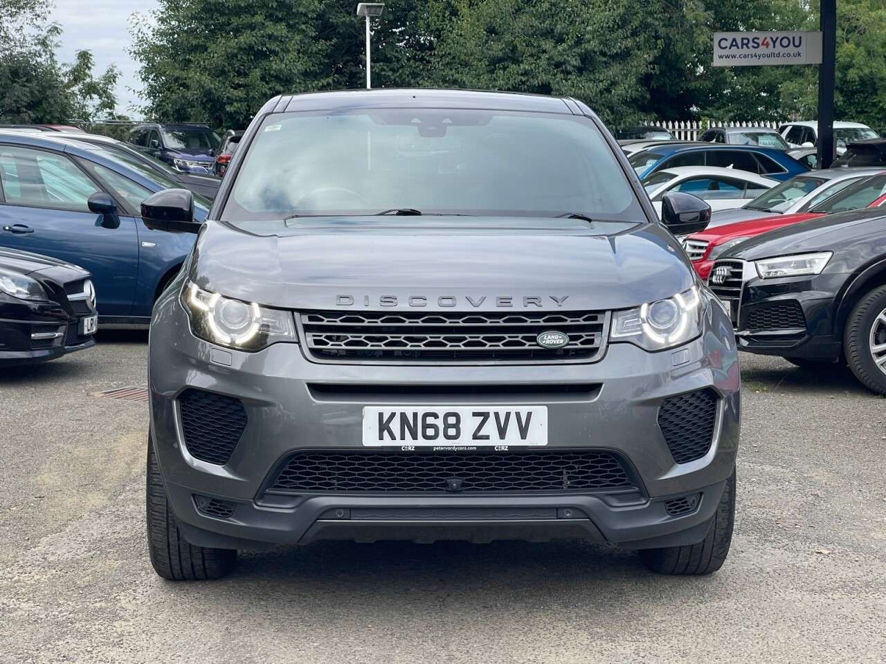 A 2018 LAND ROVER DISCOVERY SPORT 2.0 TD4 Landmark SUV 5dr Diesel Auto 4WD Euro 6 (s/s) (180 ps) A 2018 LAND ROVER DISCOVERY SPORT 2.0 TD4 Landmark SUV 5dr Diesel Auto 4WD Euro 6 (s/s) (180 ps)