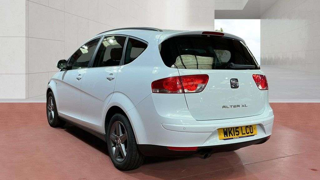 A 2015 SEAT ALTEA XL 1.6 TDI CR I TECH MPV 5dr Diesel DSG Euro 5 (105 ps) A 2015 SEAT ALTEA XL 1.6 TDI CR I TECH MPV 5dr Diesel DSG Euro 5 (105 ps)