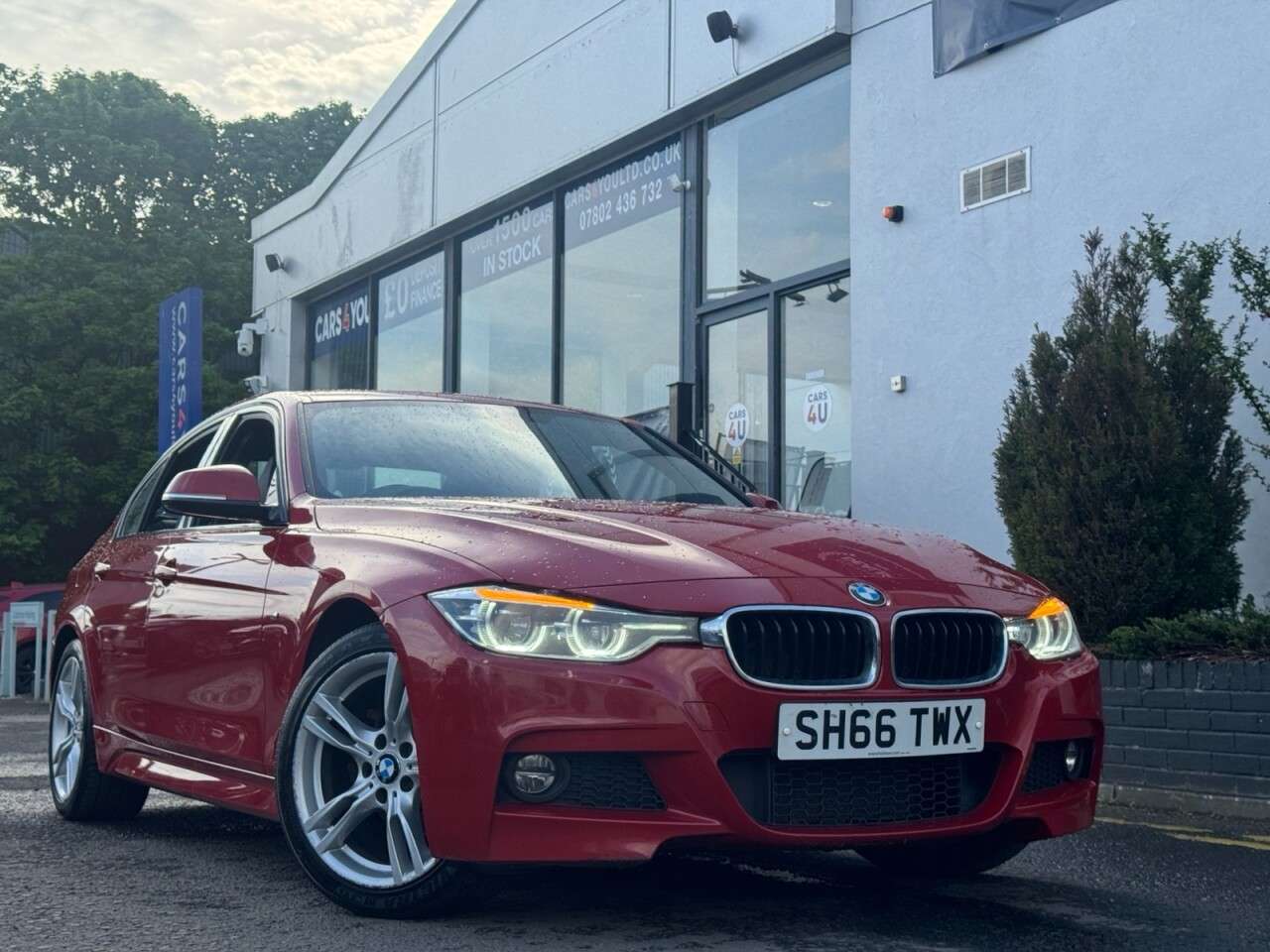 A 2016 BMW 3 SERIES 2.0 320i M Sport Saloon 4dr Petrol Auto Euro 6 (s/s) (184 ps) A 2016 BMW 3 SERIES 2.0 320i M Sport Saloon 4dr Petrol Auto Euro 6 (s/s) (184 ps)
