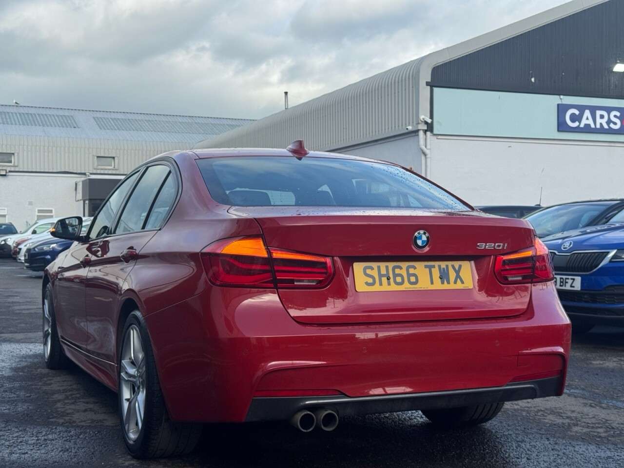 A 2016 BMW 3 SERIES 2.0 320i M Sport Saloon 4dr Petrol Auto Euro 6 (s/s) (184 ps) A 2016 BMW 3 SERIES 2.0 320i M Sport Saloon 4dr Petrol Auto Euro 6 (s/s) (184 ps)