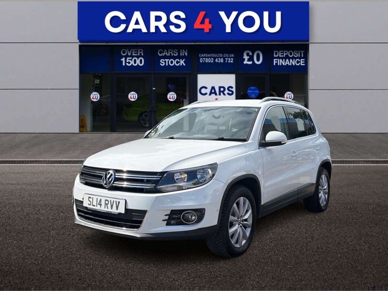 A 2014 VOLKSWAGEN TIGUAN 2.0 TDI BlueMotion Tech Match SUV 5dr Diesel DSG 4WD Euro 5 (s/s) (140 ps) A 2014 VOLKSWAGEN TIGUAN 2.0 TDI BlueMotion Tech Match SUV 5dr Diesel DSG 4WD Euro 5 (s/s) (140 ps)