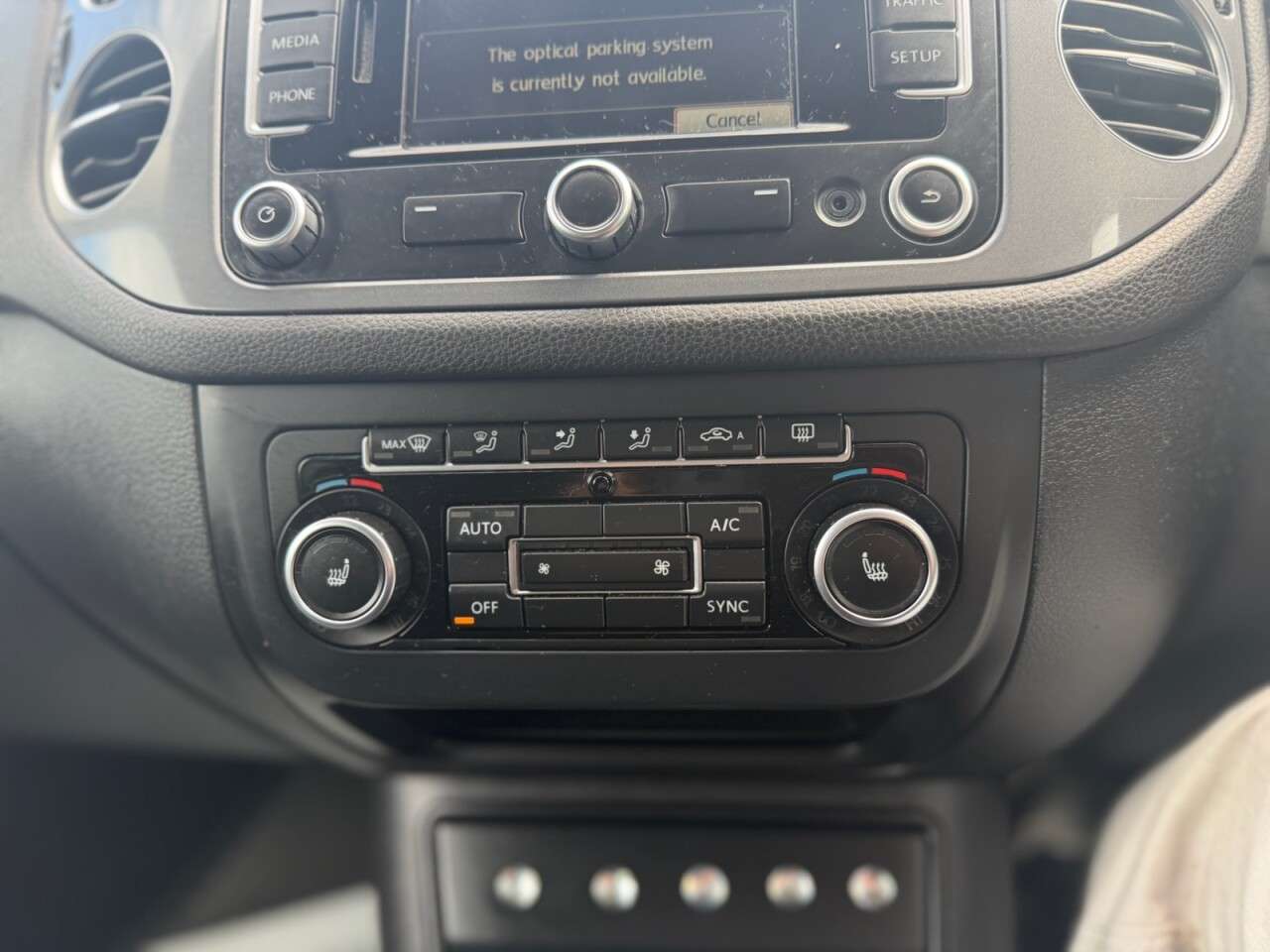 2014 VOLKSWAGEN TIGUAN 2014 VOLKSWAGEN TIGUAN