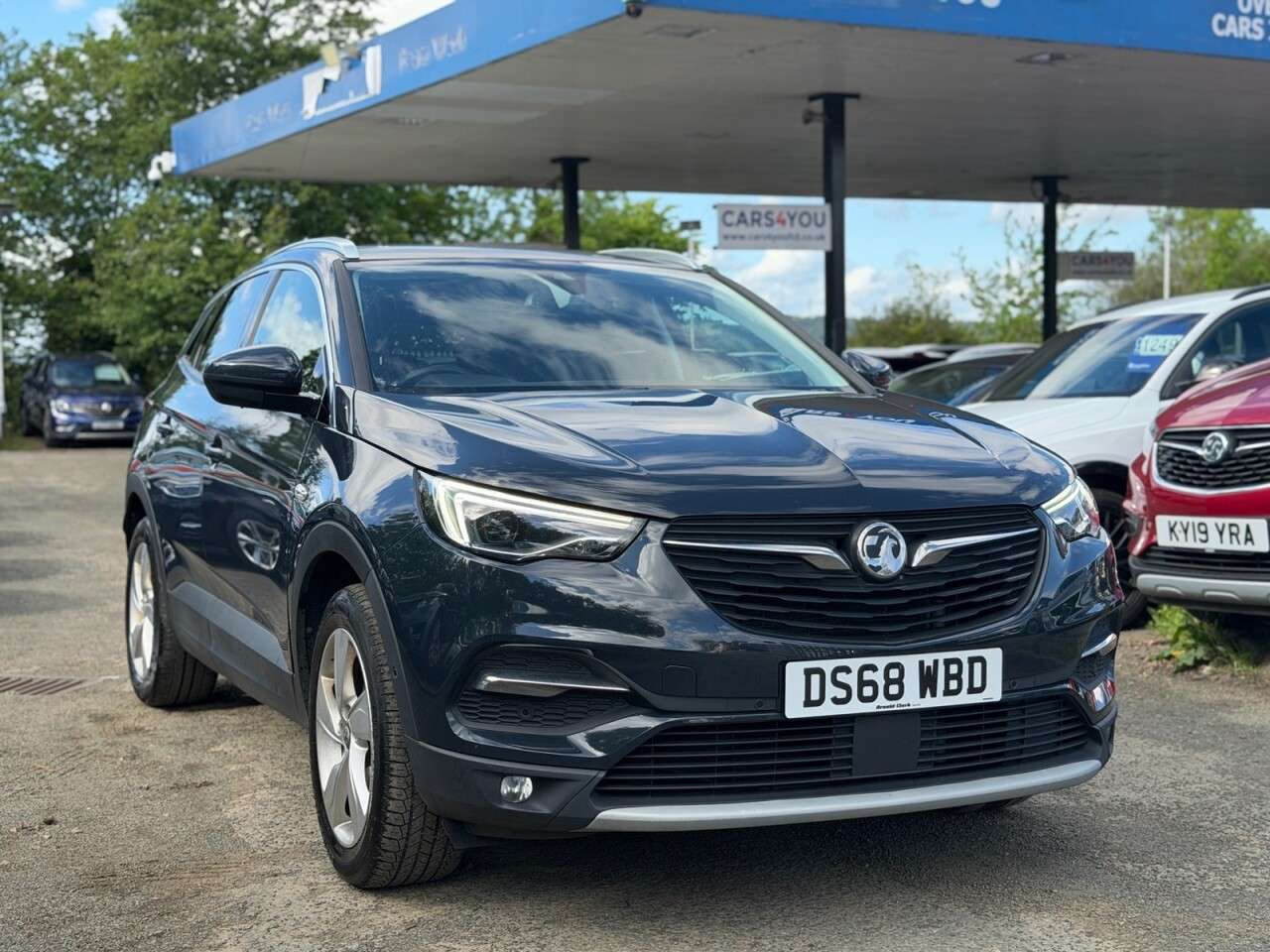 A 2019 VAUXHALL GRANDLAND X 1.5 Turbo D BlueInjection Elite Nav SUV 5dr Diesel Auto 8Spd Euro 6 (s/s) ( A 2019 VAUXHALL GRANDLAND X 1.5 Turbo D BlueInjection Elite Nav SUV 5dr Diesel Auto 8Spd Euro 6 (s/s) (