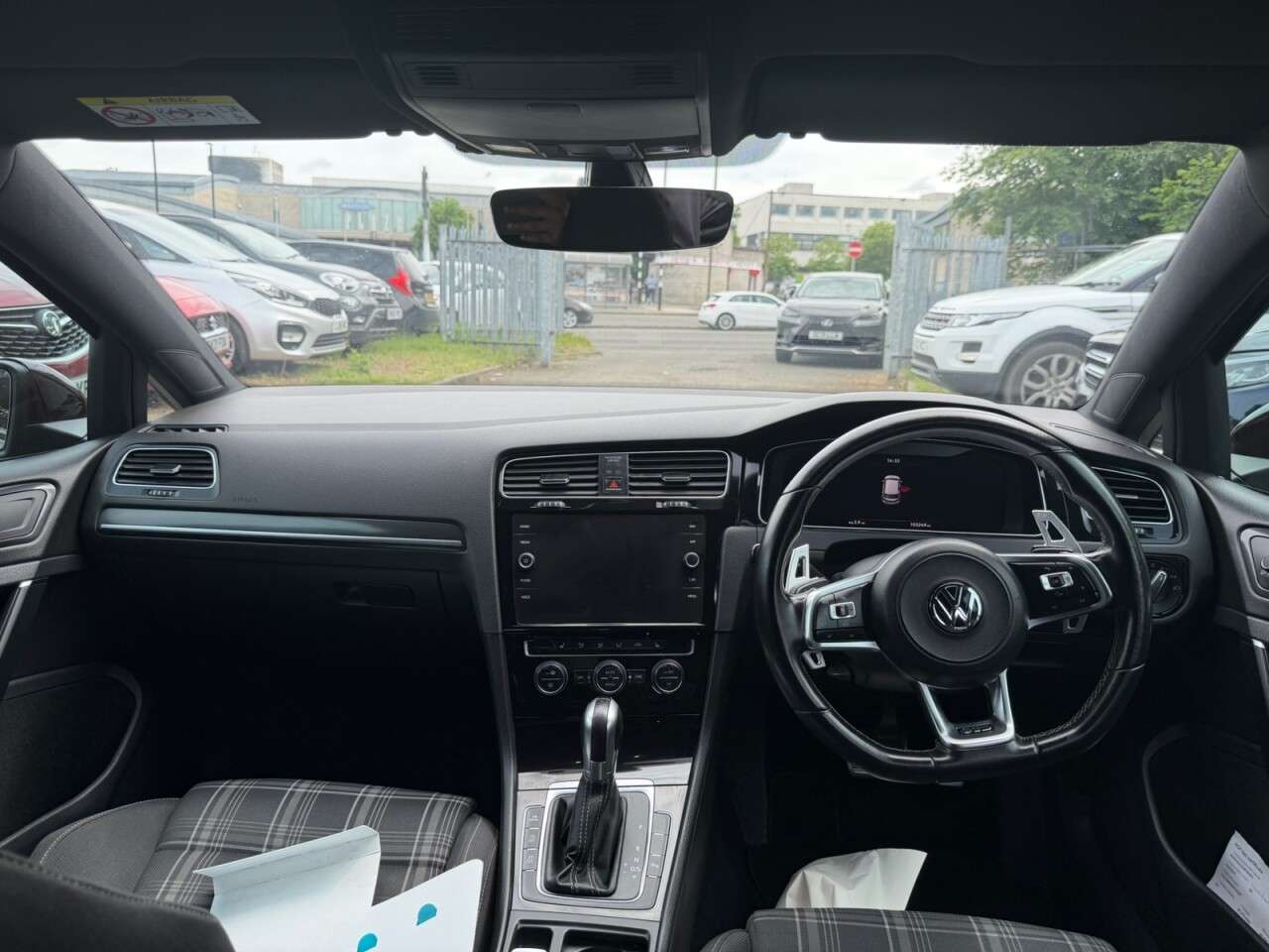 2017 VOLKSWAGEN GOLF 2017 VOLKSWAGEN GOLF