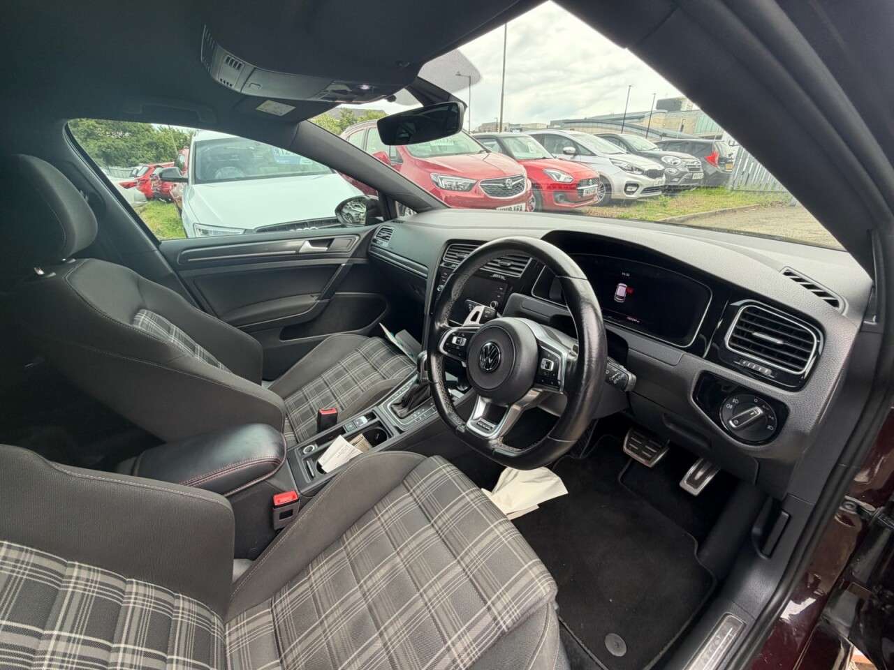 2017 VOLKSWAGEN GOLF 2017 VOLKSWAGEN GOLF