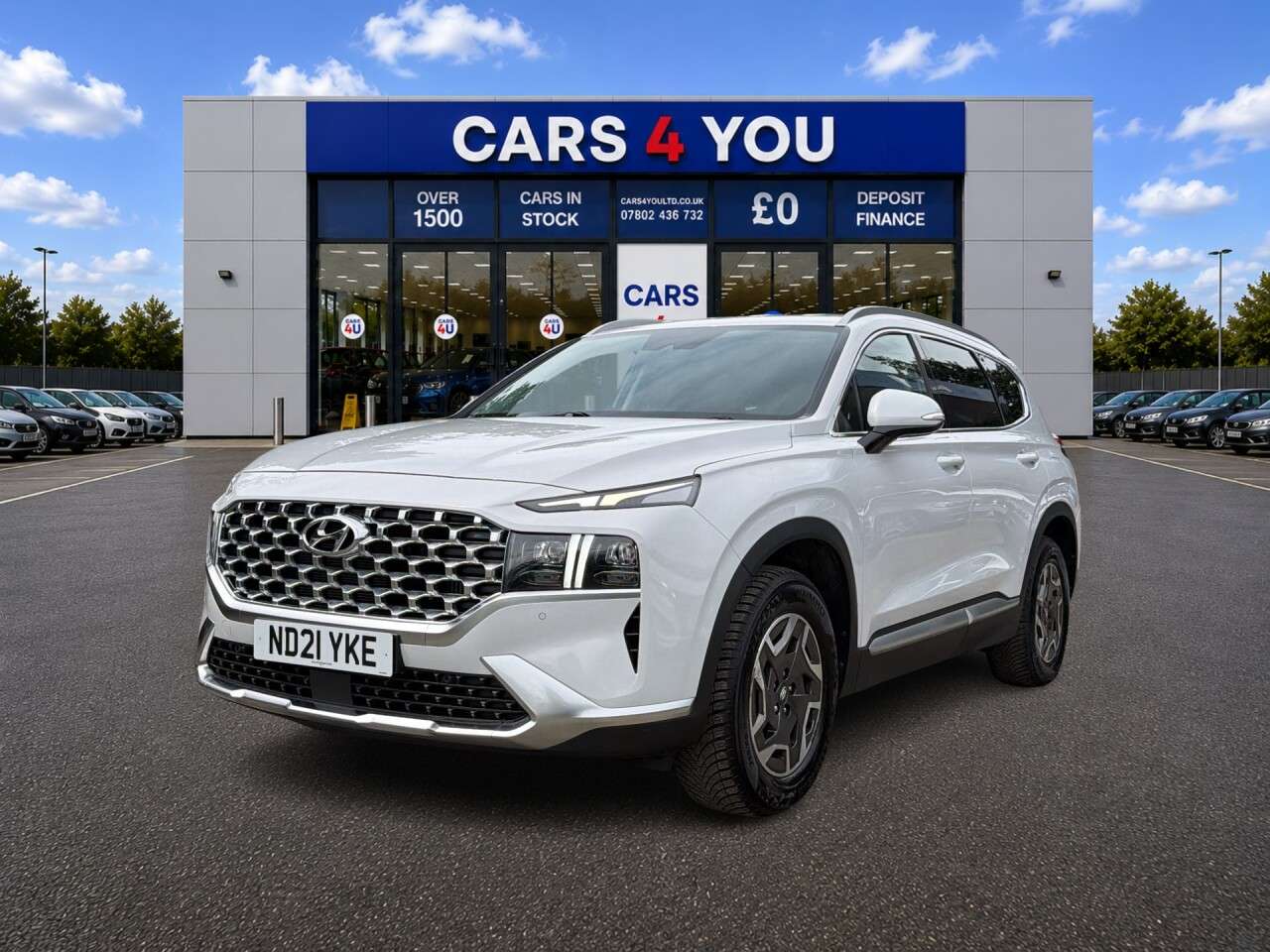 A 2021 HYUNDAI SANTA FE 1.6 h T-GDi Premium SUV 5dr Petrol Hybrid Auto 4WD Euro 6 (s/s) (230 ps) A 2021 HYUNDAI SANTA FE 1.6 h T-GDi Premium SUV 5dr Petrol Hybrid Auto 4WD Euro 6 (s/s) (230 ps)