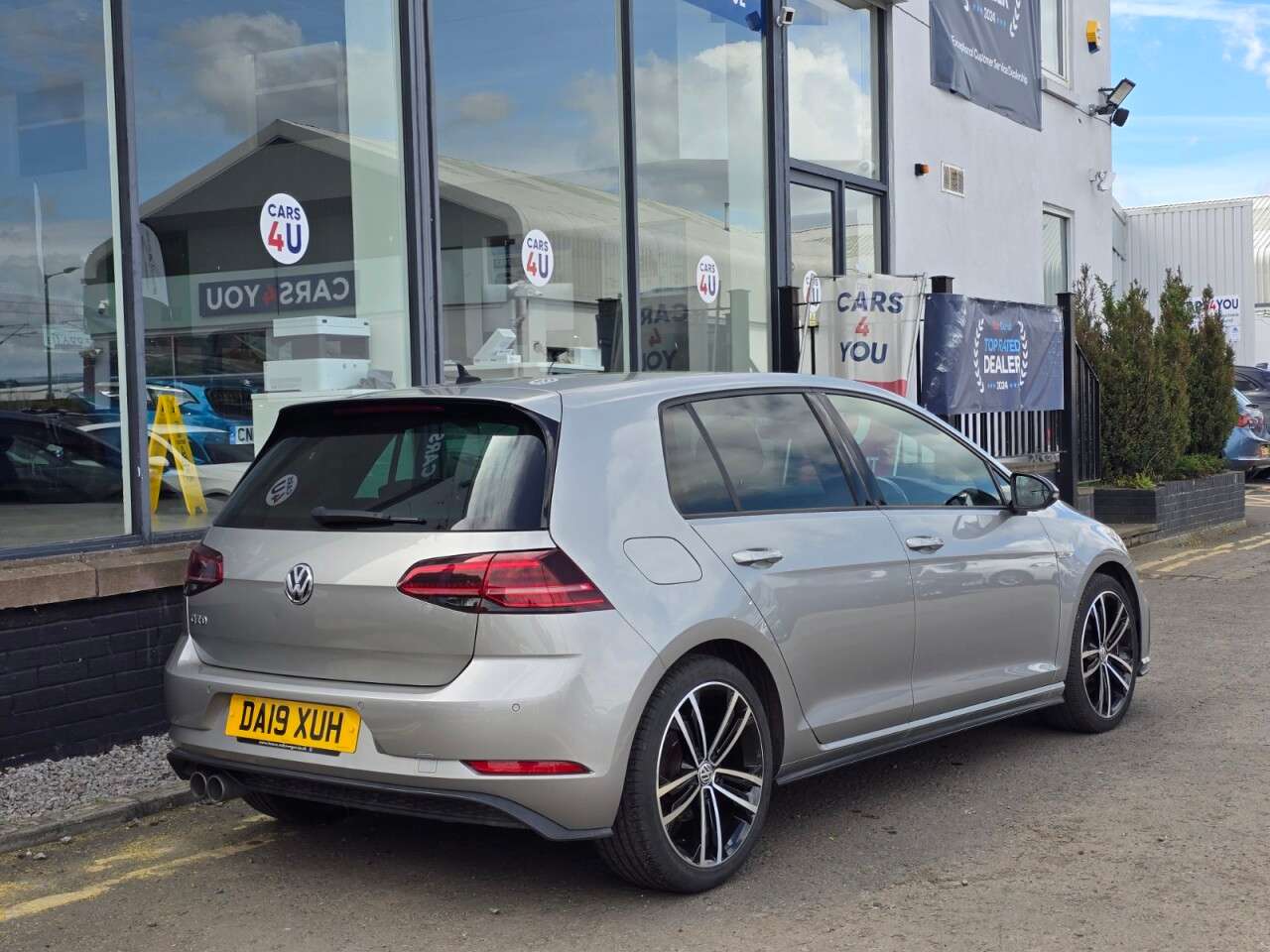 2019 VOLKSWAGEN GOLF 2019 VOLKSWAGEN GOLF