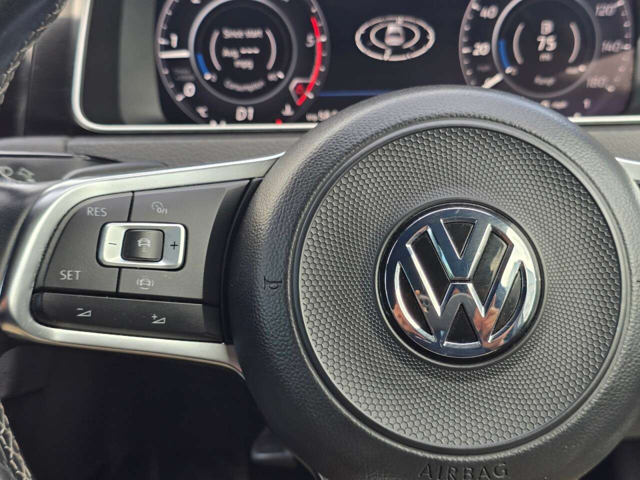 2019 VOLKSWAGEN GOLF 2019 VOLKSWAGEN GOLF