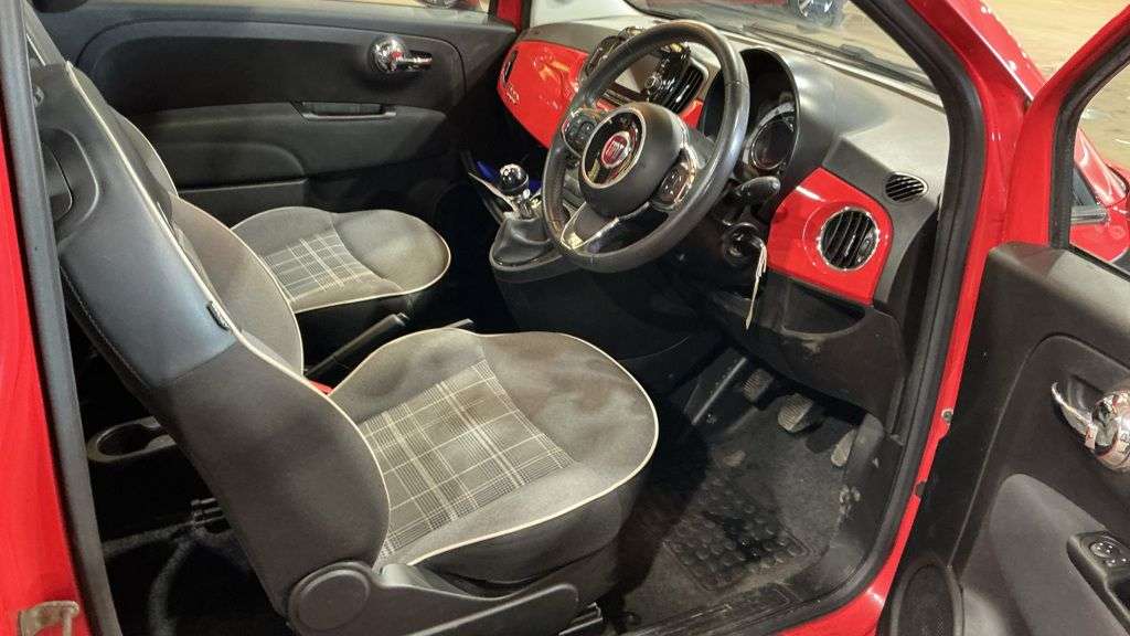 2018 FIAT 500 2018 FIAT 500