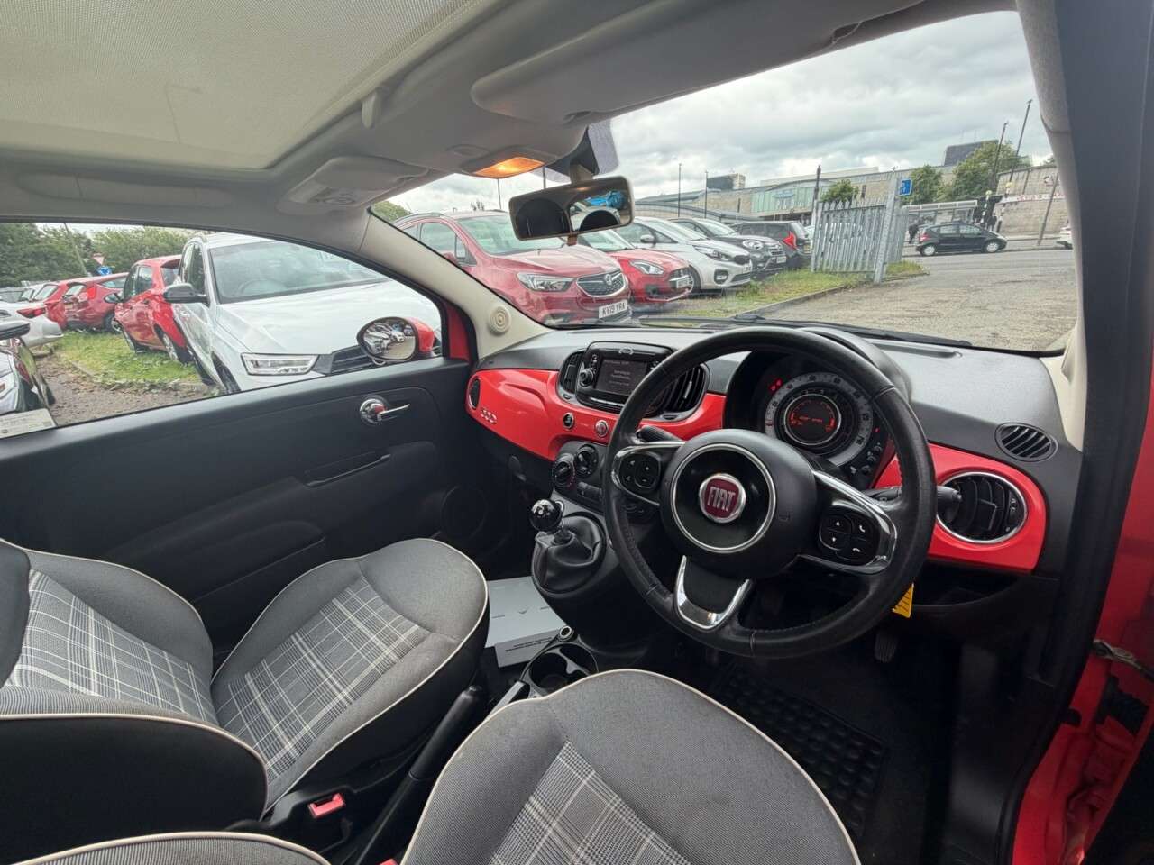 2018 FIAT 500 2018 FIAT 500