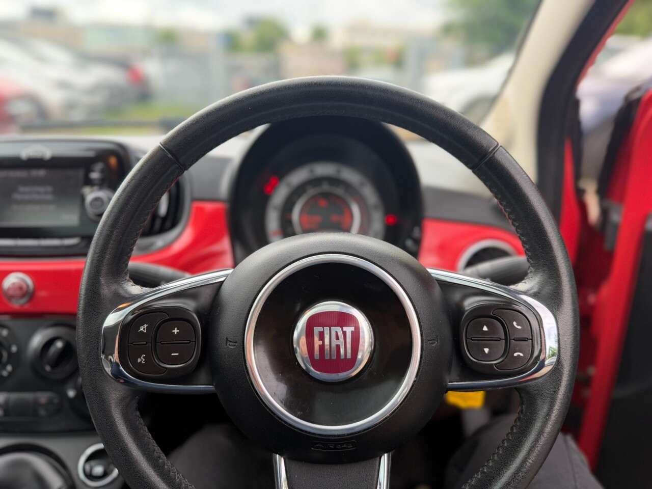 2018 FIAT 500 2018 FIAT 500