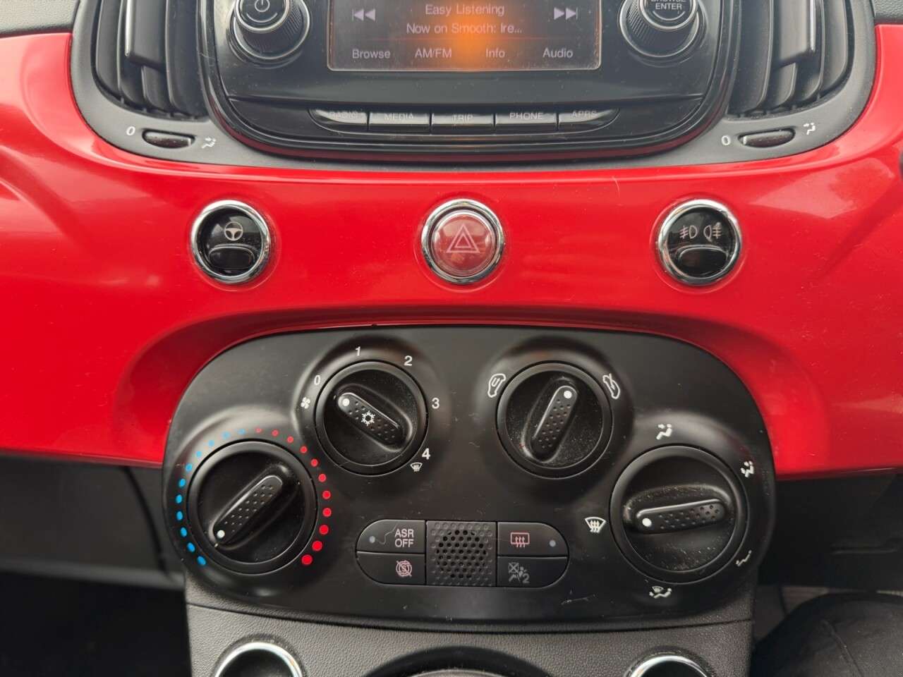 2018 FIAT 500 2018 FIAT 500