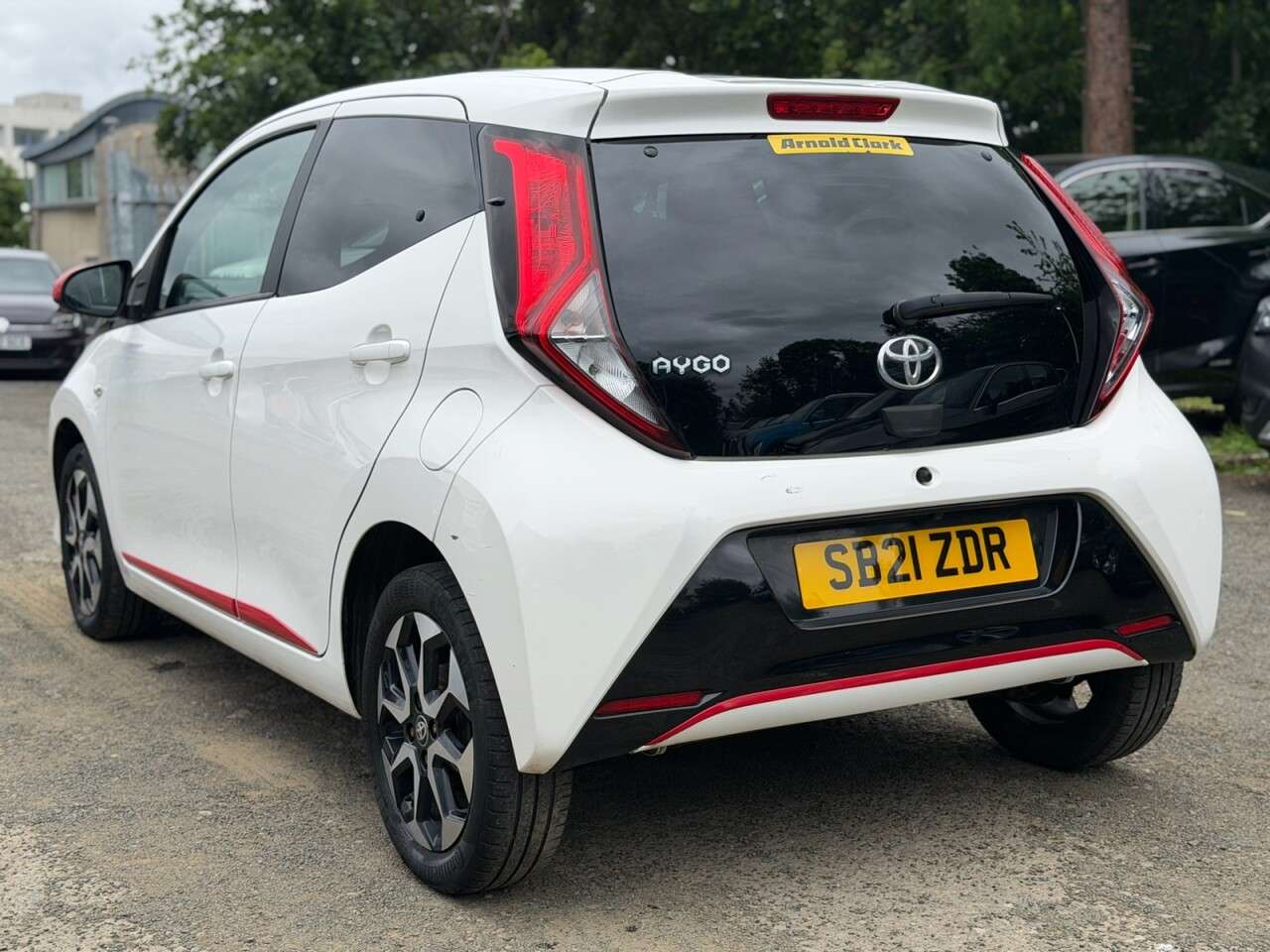 2021 TOYOTA AYGO 2021 TOYOTA AYGO