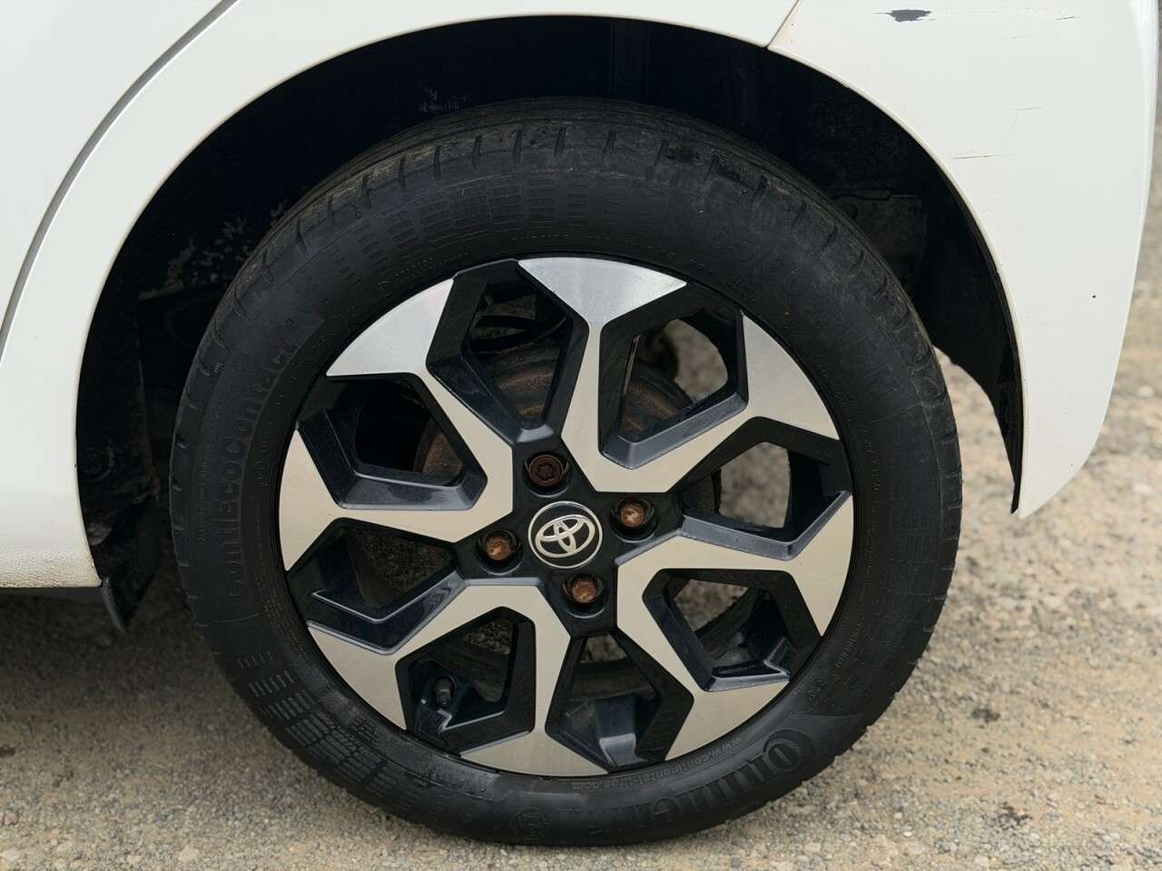 2021 TOYOTA AYGO 2021 TOYOTA AYGO