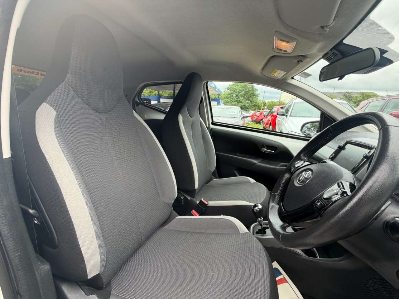 2021 TOYOTA AYGO 2021 TOYOTA AYGO
