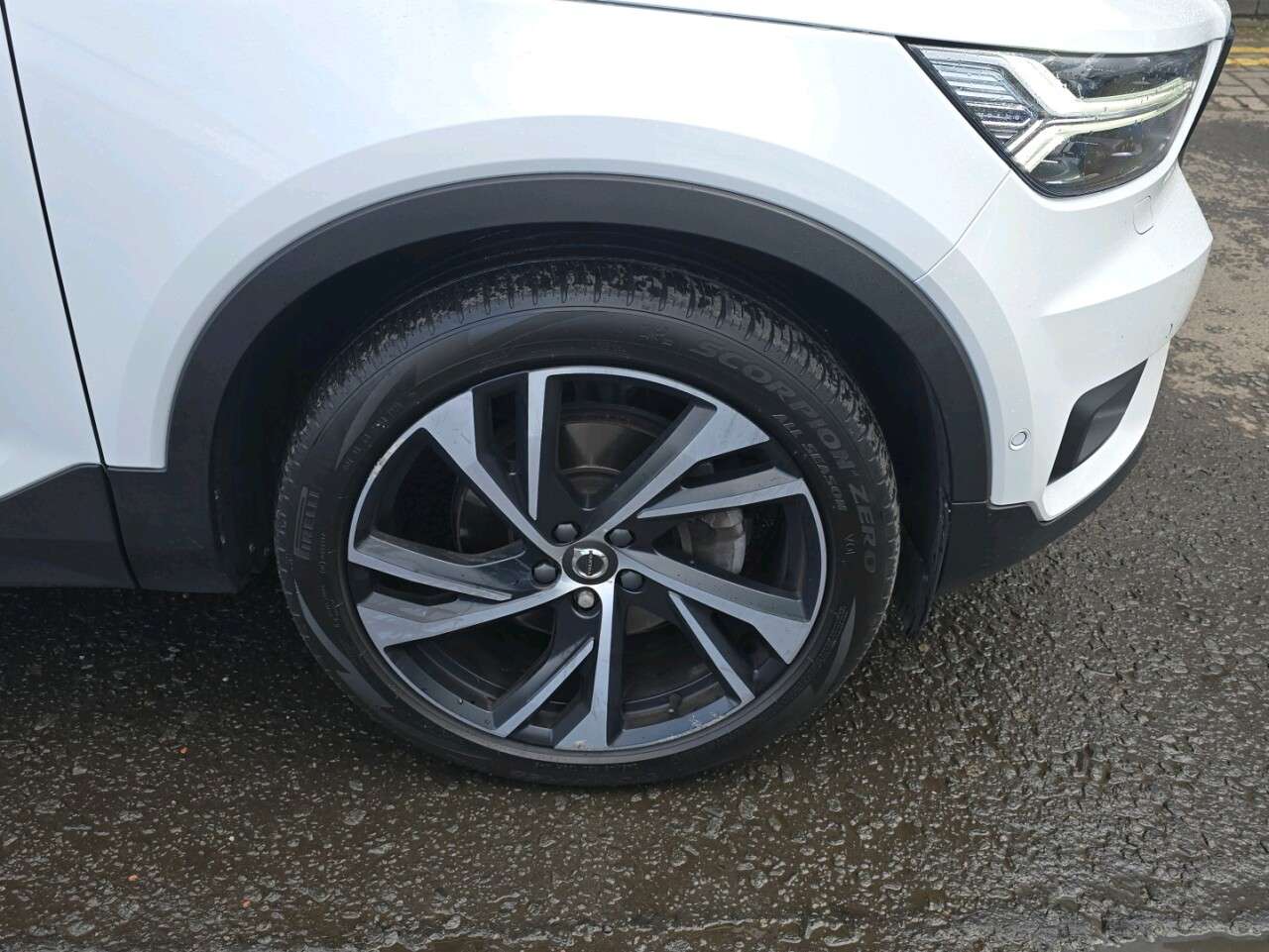 2018 VOLVO XC40 2018 VOLVO XC40