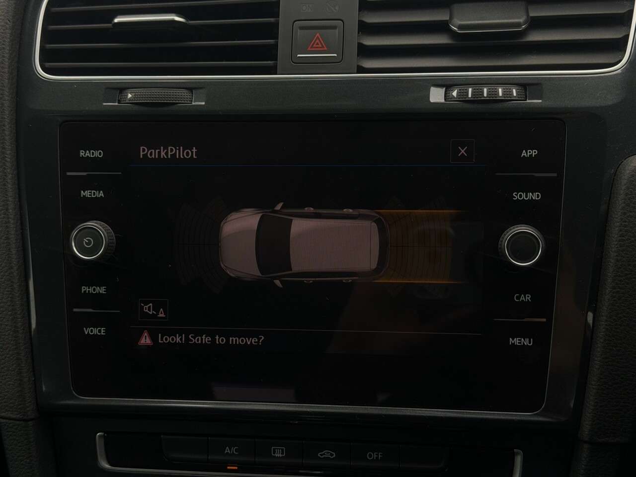 2017 VOLKSWAGEN GOLF 2017 VOLKSWAGEN GOLF
