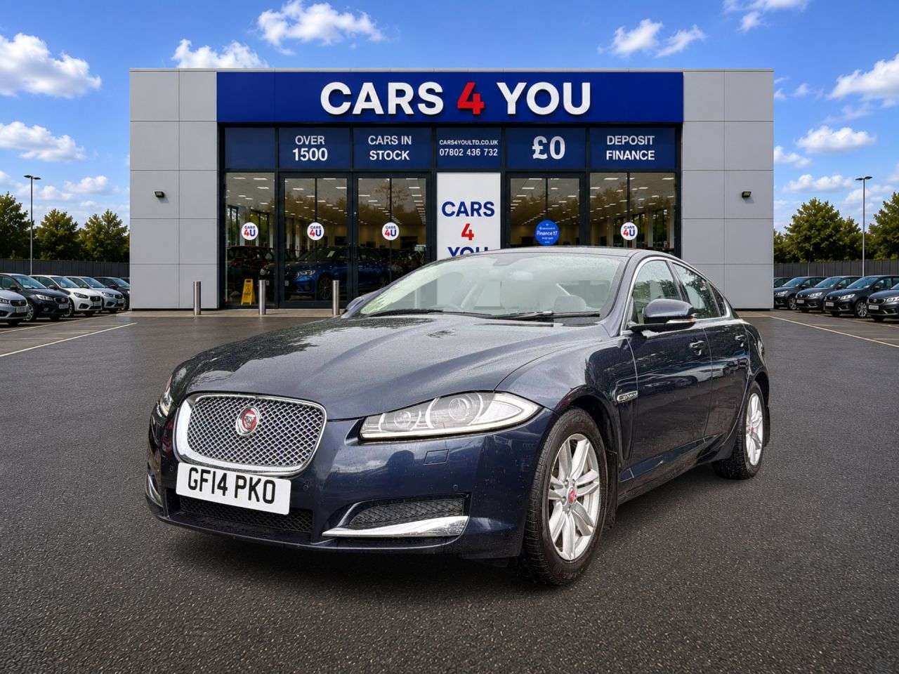 A 2014 JAGUAR XF 2.2d Luxury Saloon 4dr Diesel Auto Euro 5 (s/s) (200 ps) A 2014 JAGUAR XF 2.2d Luxury Saloon 4dr Diesel Auto Euro 5 (s/s) (200 ps)