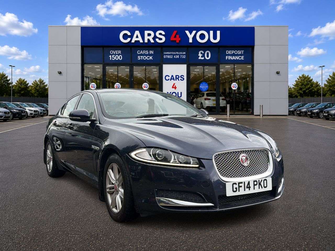 A 2014 JAGUAR XF 2.2d Luxury Saloon 4dr Diesel Auto Euro 5 (s/s) (200 ps) A 2014 JAGUAR XF 2.2d Luxury Saloon 4dr Diesel Auto Euro 5 (s/s) (200 ps)