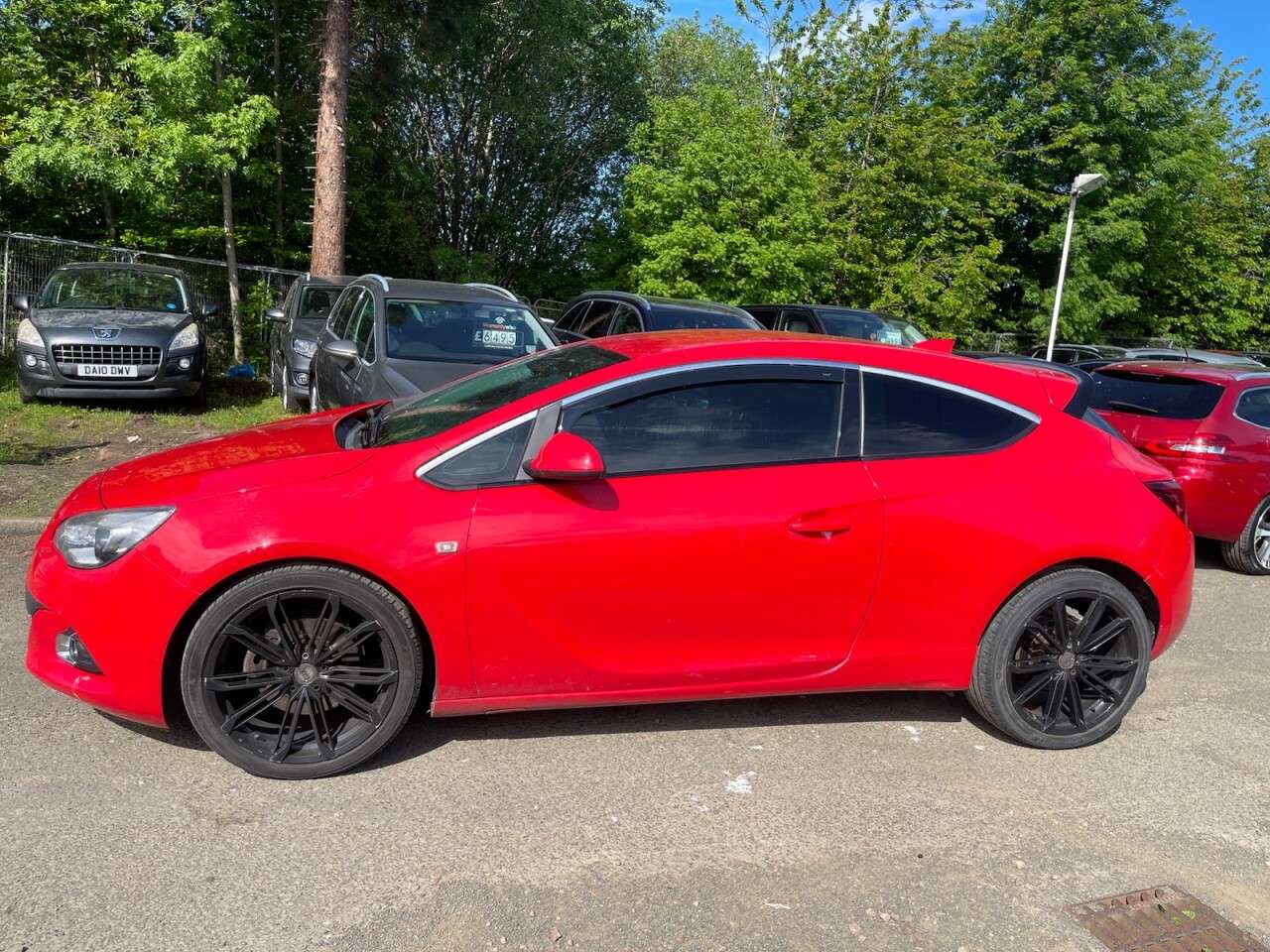A 2017 VAUXHALL ASTRA GTC 1.4i Turbo Limited Edition Coupe 3dr Petrol Manual Euro 6 (s/s) (140 ps) A 2017 VAUXHALL ASTRA GTC 1.4i Turbo Limited Edition Coupe 3dr Petrol Manual Euro 6 (s/s) (140 ps)