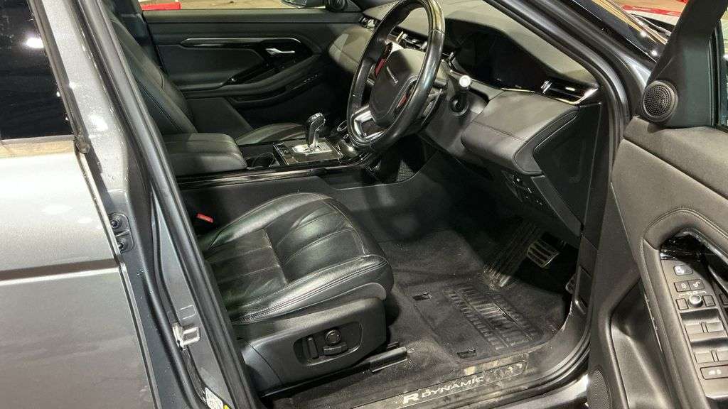 2019 LAND ROVER RANGE ROVER EVOQUE 2019 LAND ROVER RANGE ROVER EVOQUE