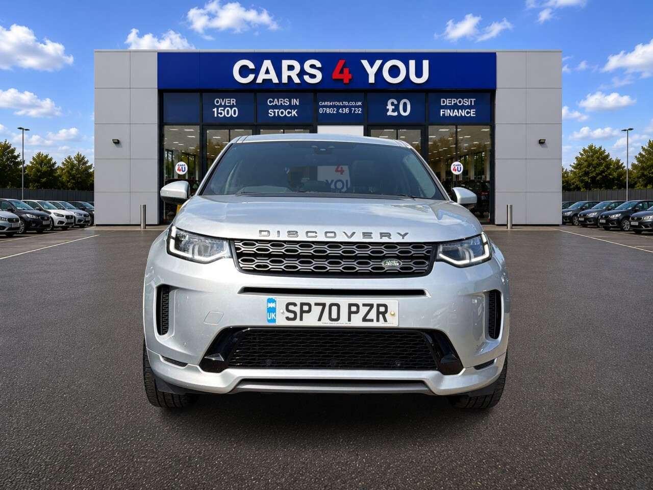 A 2020 LAND ROVER DISCOVERY SPORT 2.0 D180 MHEV R-Dynamic SE SUV 5dr Diesel Auto 4WD Euro 6 (s/s) (180 ps) A 2020 LAND ROVER DISCOVERY SPORT 2.0 D180 MHEV R-Dynamic SE SUV 5dr Diesel Auto 4WD Euro 6 (s/s) (180 ps)