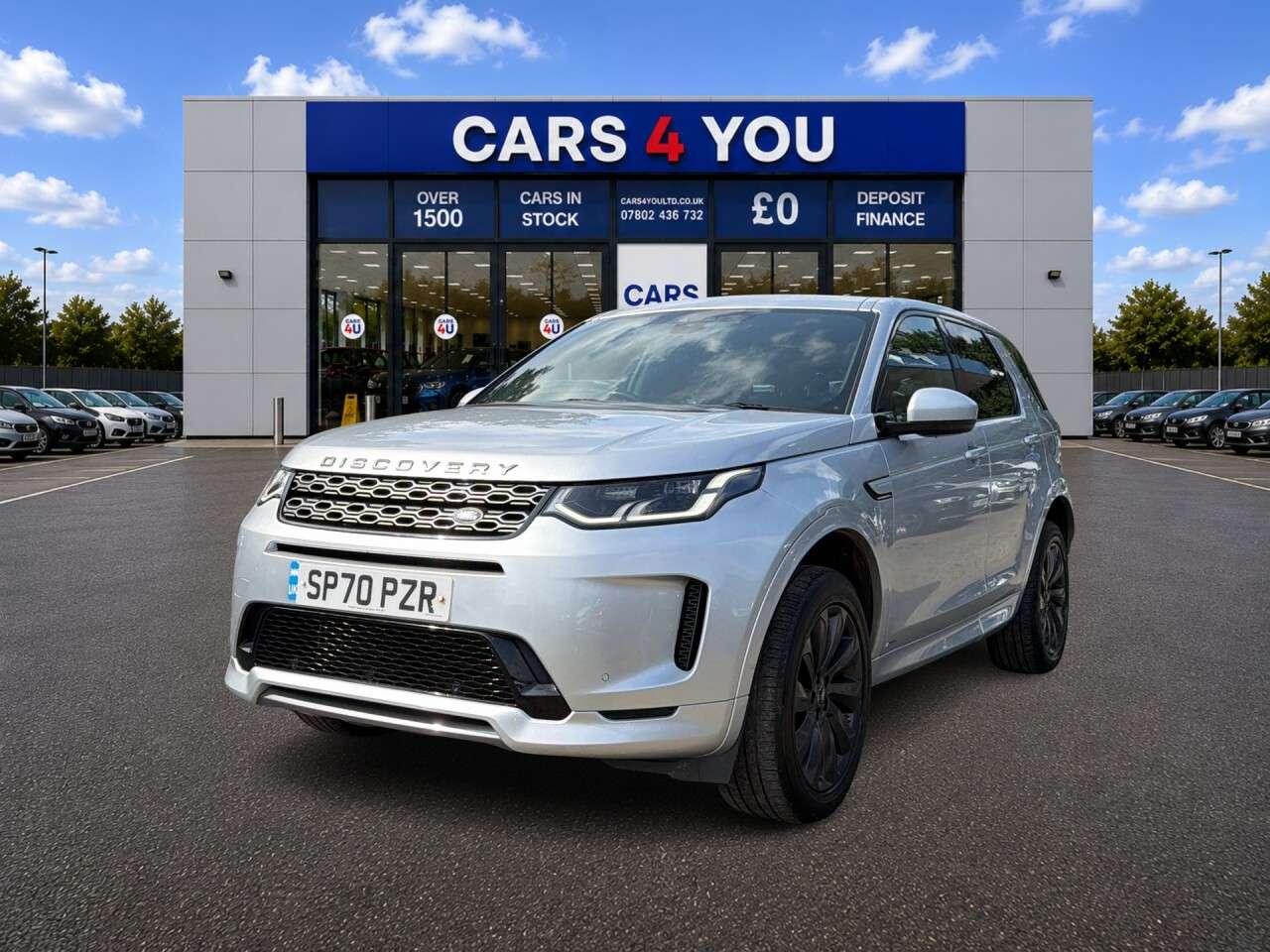 A 2020 LAND ROVER DISCOVERY SPORT 2.0 D180 MHEV R-Dynamic SE SUV 5dr Diesel Auto 4WD Euro 6 (s/s) (180 ps) A 2020 LAND ROVER DISCOVERY SPORT 2.0 D180 MHEV R-Dynamic SE SUV 5dr Diesel Auto 4WD Euro 6 (s/s) (180 ps)