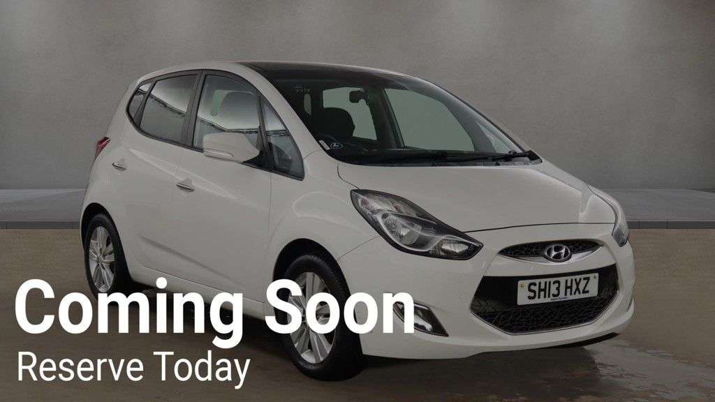 A 2013 HYUNDAI IX20 1.6 Style Hatchback 5dr Petrol Auto Euro 5 (123 bhp) A 2013 HYUNDAI IX20 1.6 Style Hatchback 5dr Petrol Auto Euro 5 (123 bhp)