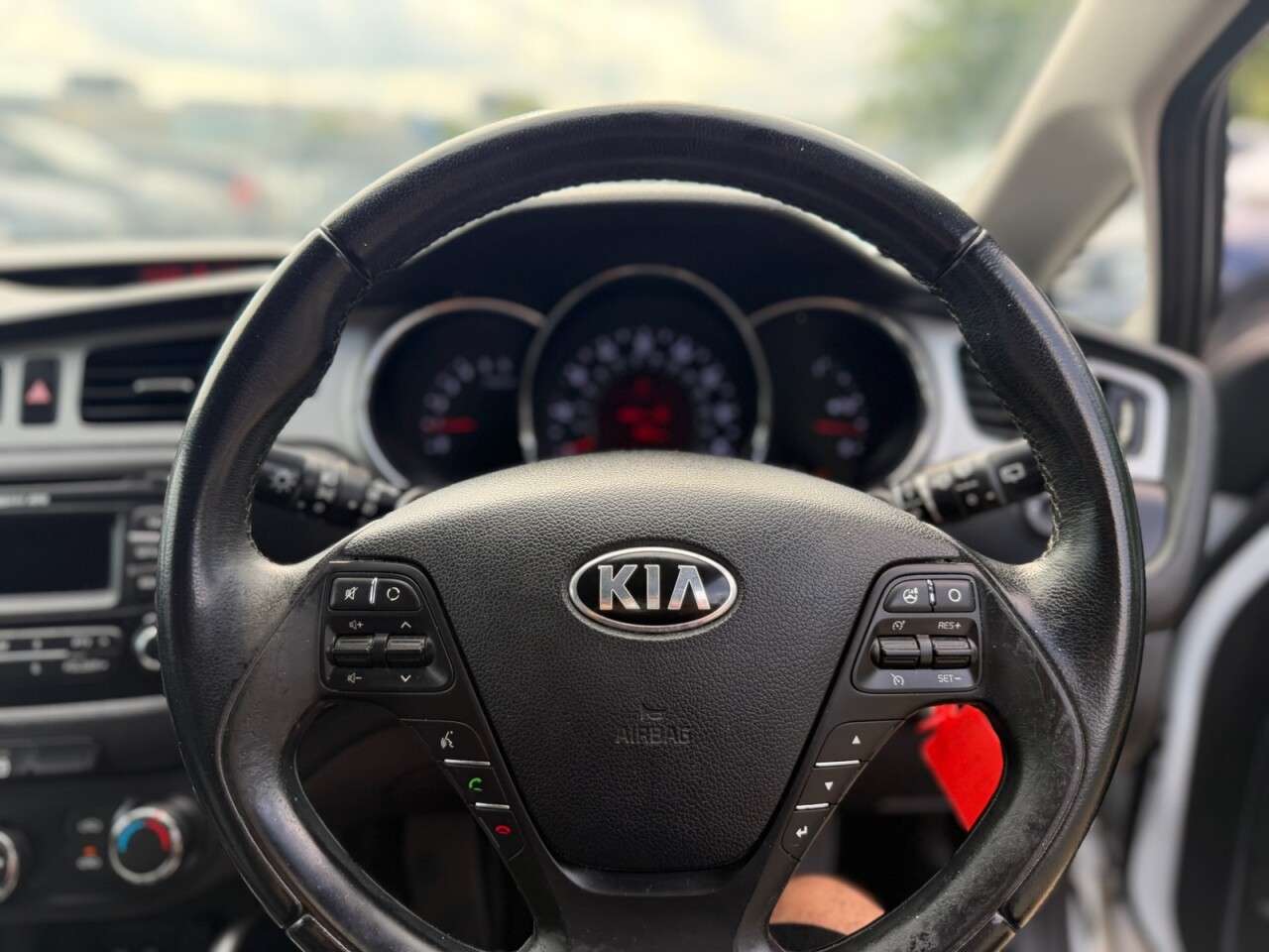 2014 KIA CEED 2014 KIA CEED