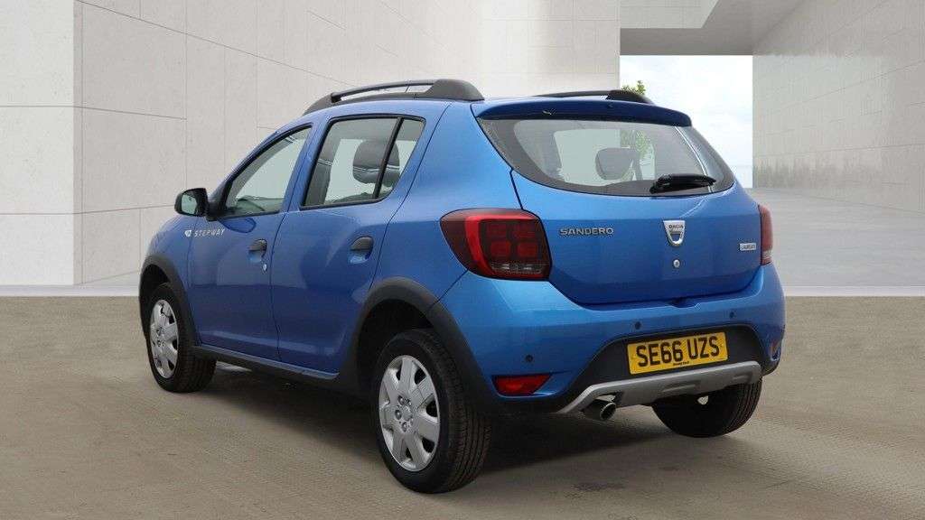 A 2017 DACIA SANDERO STEPWAY 1.5 dCi Laureate Hatchback 5dr Diesel Manual Euro 6 (s/s) (90 ps) A 2017 DACIA SANDERO STEPWAY 1.5 dCi Laureate Hatchback 5dr Diesel Manual Euro 6 (s/s) (90 ps)