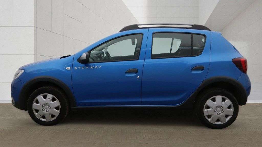2017 DACIA SANDERO STEPWAY 2017 DACIA SANDERO STEPWAY