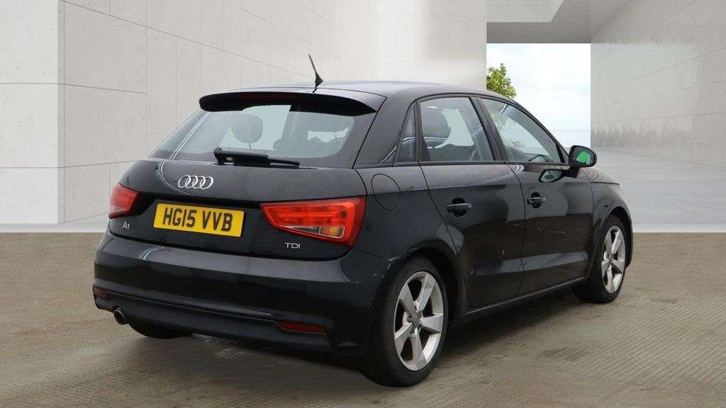 A 2015 AUDI A1 1.6 TDI Sport Sportback 5dr Diesel Manual Euro 6 (s/s) (116 ps) A 2015 AUDI A1 1.6 TDI Sport Sportback 5dr Diesel Manual Euro 6 (s/s) (116 ps)