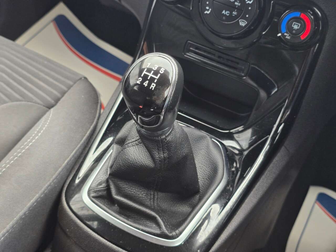 2017 FORD FIESTA 2017 FORD FIESTA
