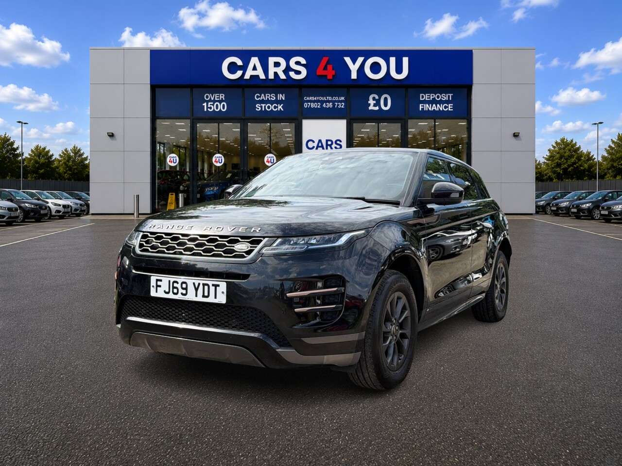 A 2019 LAND ROVER RANGE ROVER EVOQUE 2.0 D180 R-Dynamic SUV 5dr Diesel Auto 4WD Euro 6 (s/s) (180 ps) A 2019 LAND ROVER RANGE ROVER EVOQUE 2.0 D180 R-Dynamic SUV 5dr Diesel Auto 4WD Euro 6 (s/s) (180 ps)